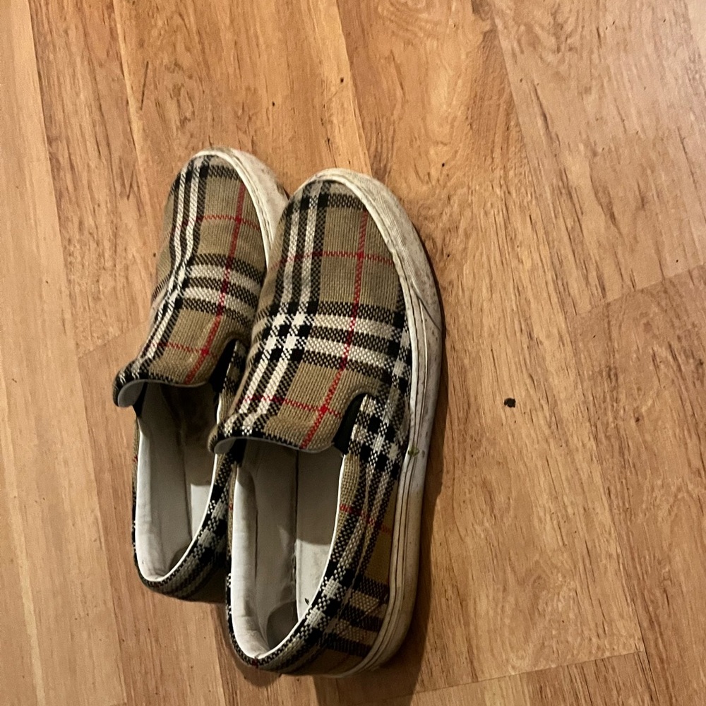 Burberry slip ins